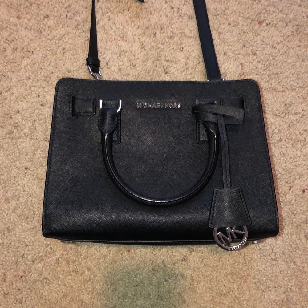 Micheal Kors purse